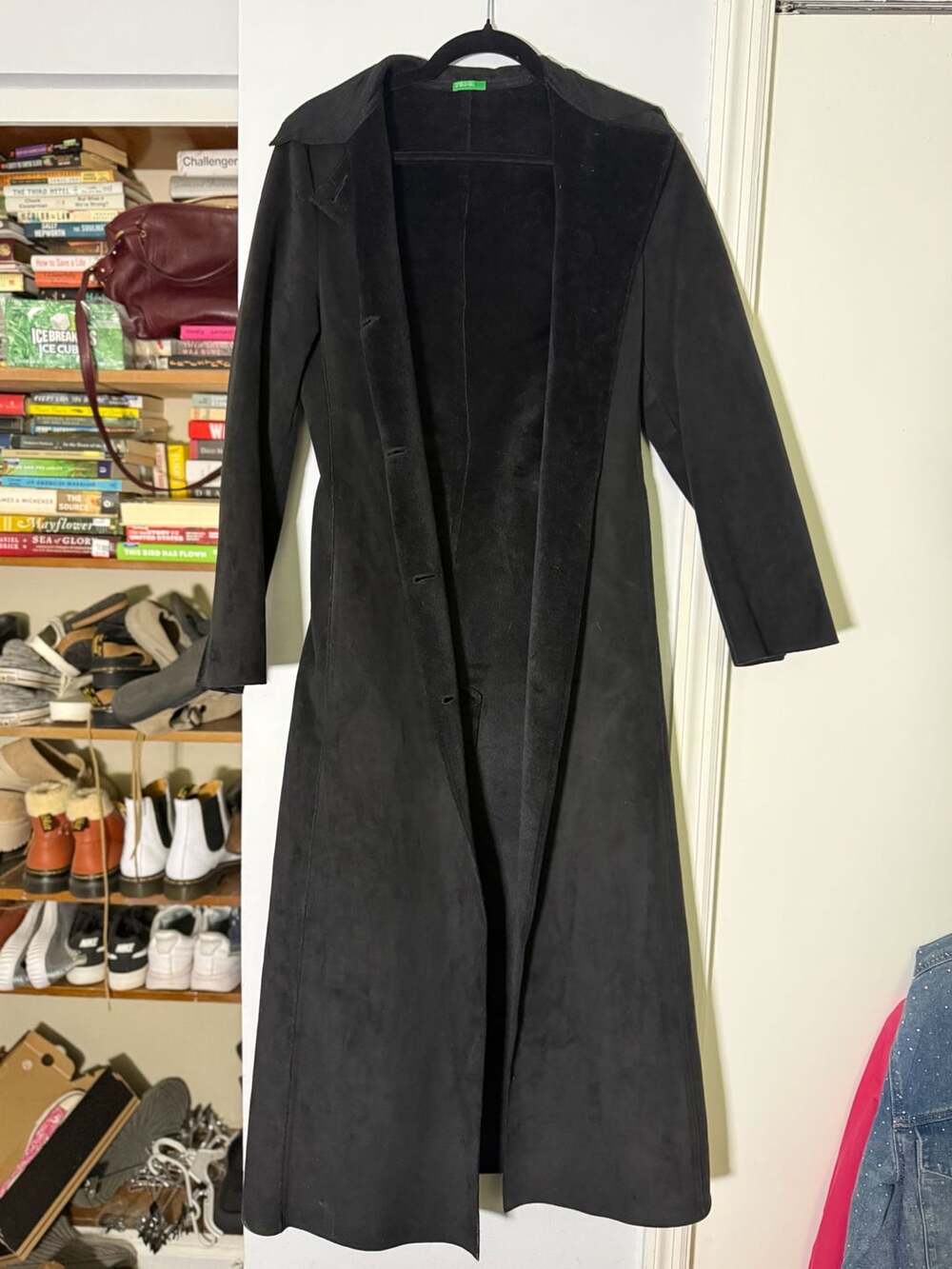 United Colors Of Benetton Trench Coat Size 40 Black Suede Long